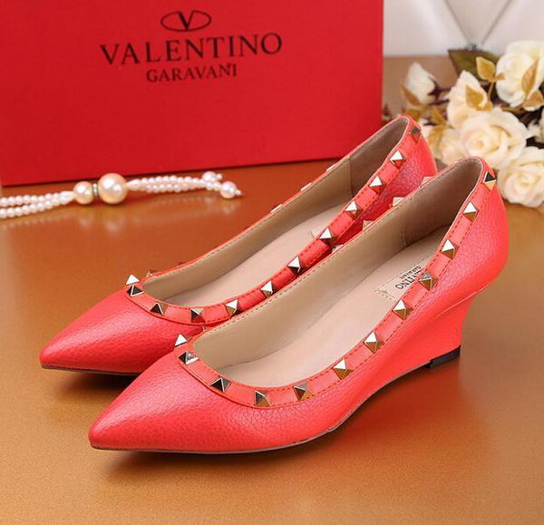 Valentino Litchi Leather Rivet Pump VT239YZM Orange