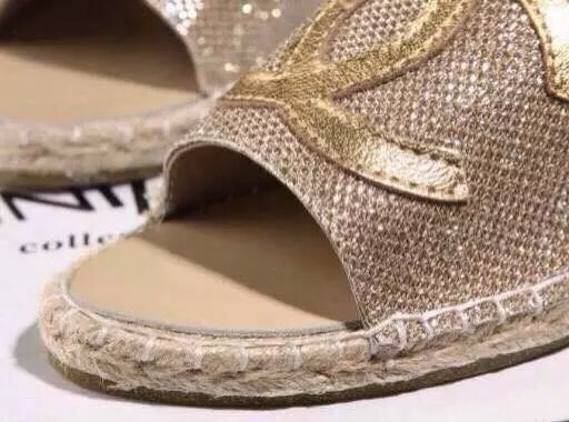 Chanel Espadrilles Slippers CH1040LRF Gold