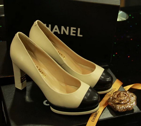 Chanel Sheepskin Leather Pump CH1082 White