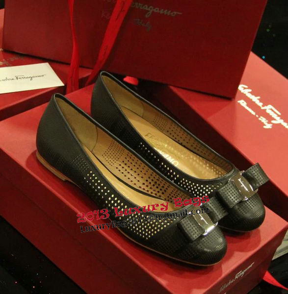 Ferragamo Cutout Leather Pump FL0509 Black