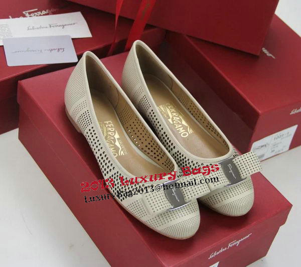 Ferragamo Cutout Leather Pump FL0509 Grey