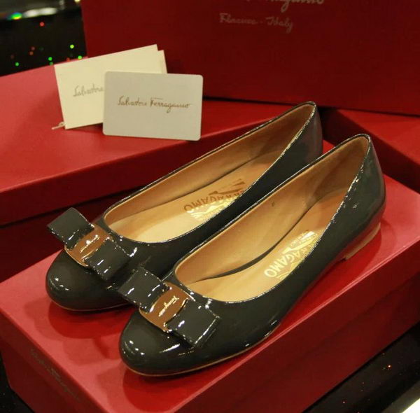 Ferragamo Patent Leather Ballerina FL0513 Dark Green