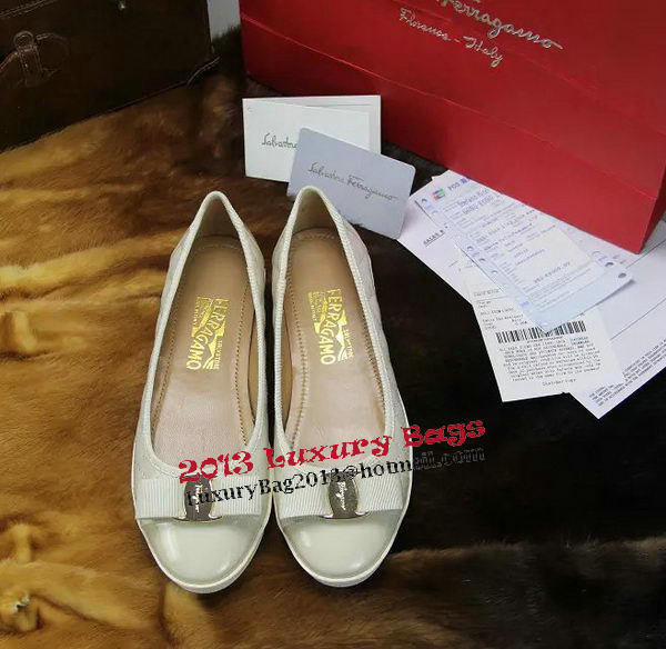 Ferragamo Sheepskin Leather Ballerina FL0536 OffWhite