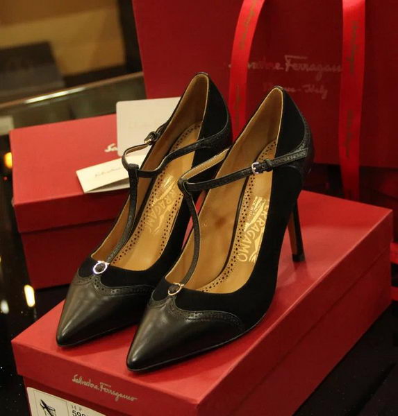 Ferragamo Suede Leather Pump FL0539 Black