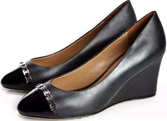 Ferragamo Wedges Calfskin Leather FL567 Black