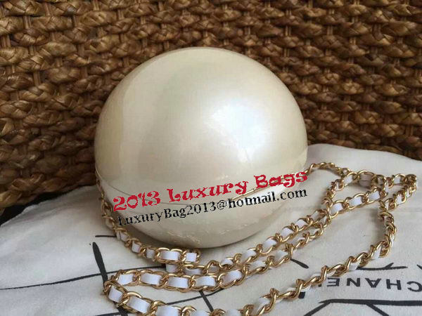Chanel Plexiglass Pearl Clutch Bag R14 White