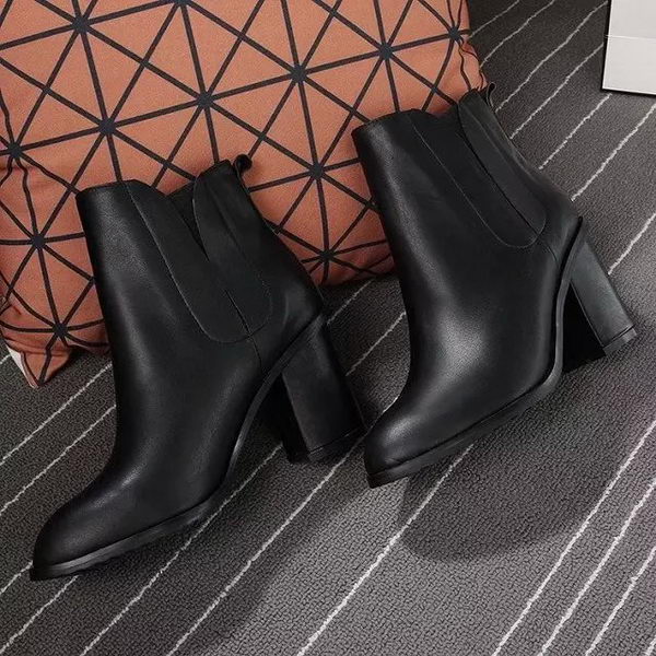 Chanel Sheepskin Leather Ankle Boot CH1414 Black