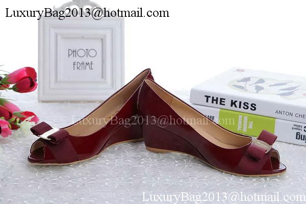 Salvatore Ferragamo Pump Patent Leather FL0603 Burgundy