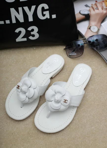 Chanel Thong Sandal Leather CH1684 White