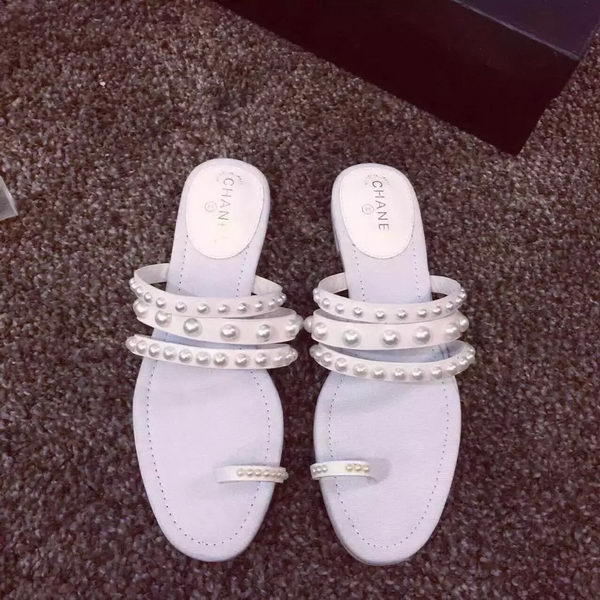 Chanel Thong Sandal CH1703 White