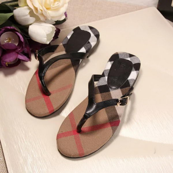 Burberry Thong Sandal BUR149 Black