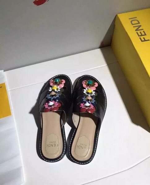 Fendi Slipper Leatehr FD130 Black