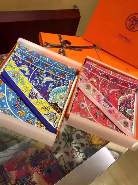 HERMES Scarf HO17071710