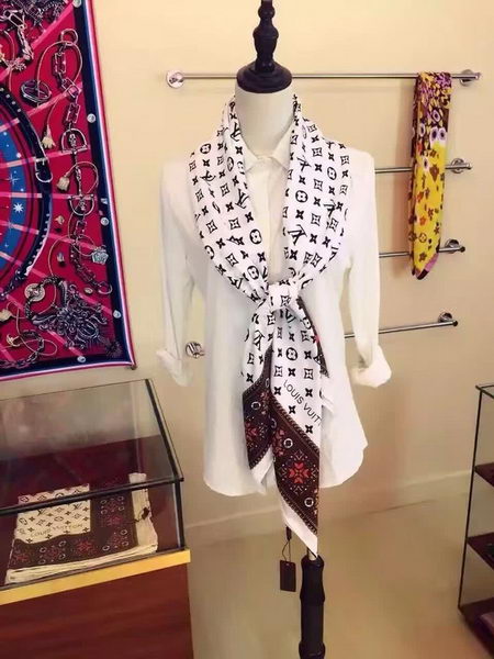 Louis Vuitton Scarf LVS16071705