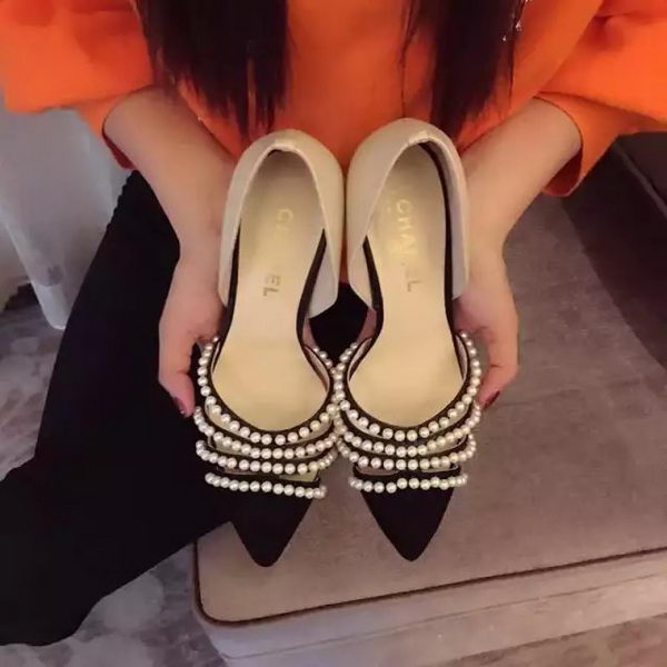 Chanel Leather Pump CH1815 Apricot