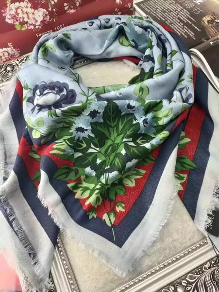 Gucci Scarf GG8328