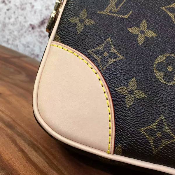 Louis Vuitton Monogram Canvas 54302 Camel