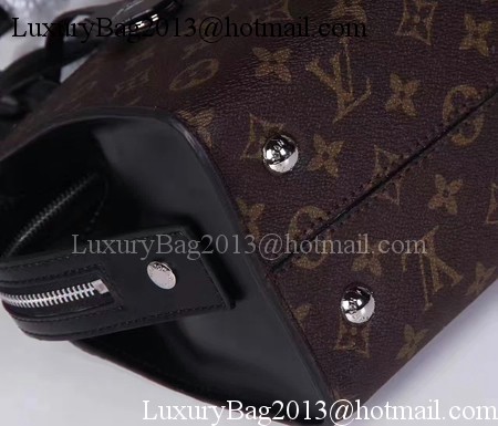 Louis Vuitton Monogram Canvas VANEAU M51238