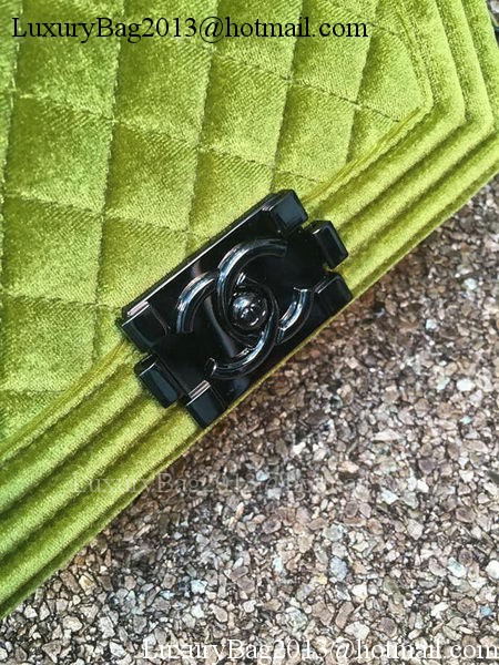 Boy Chanel Flap Shoulder Bag Original Velvet Leather A67085 Green