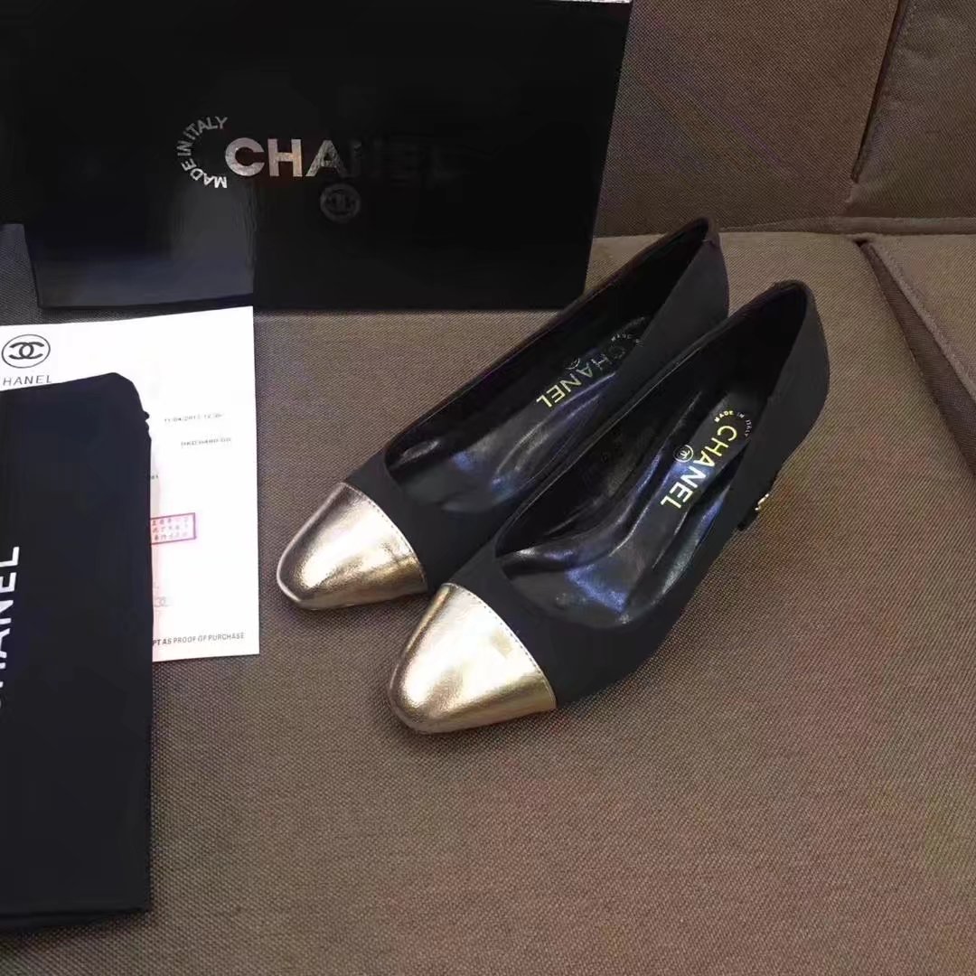 Chanel Pump Leather CH2146 Black&Gold