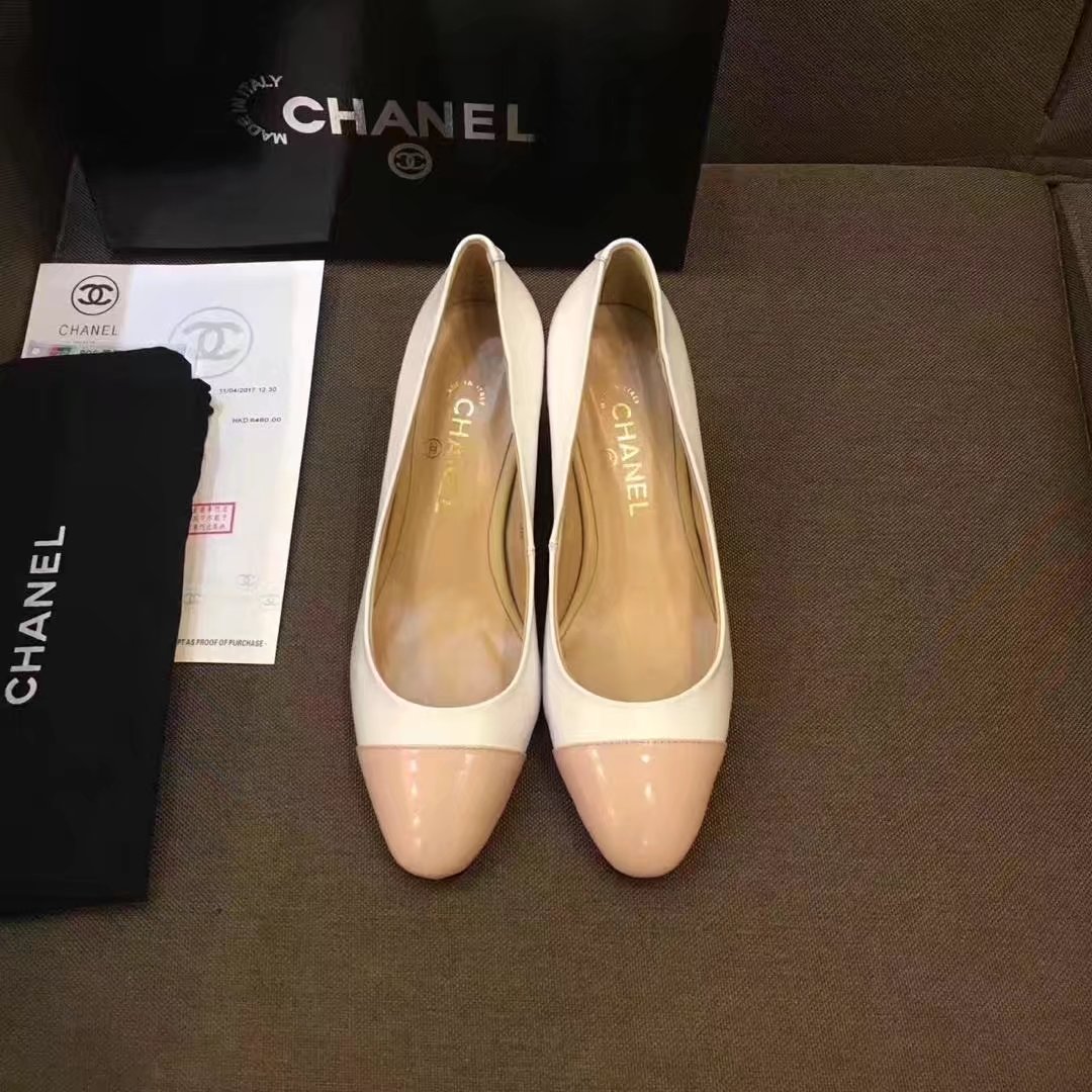 Chanel Pump Leather CH2146 White