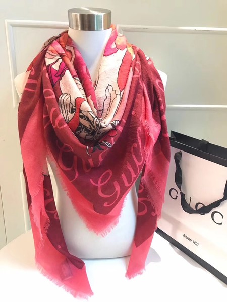 Gucci Scarf G2828 Red