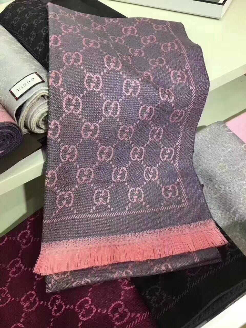 Gucci Scarf GG8330