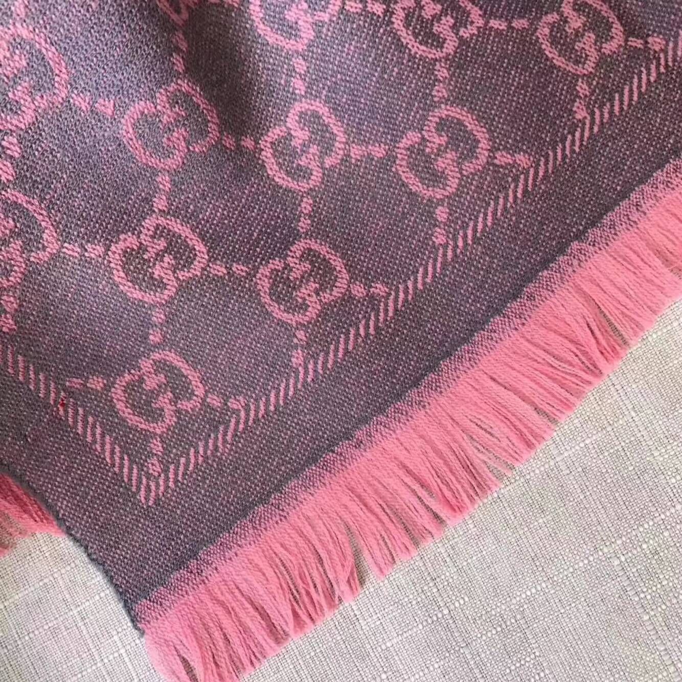 Gucci Scarf GG8330