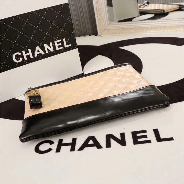 Chanel 2017 Calfskin Leather Clutch 8127 Camel