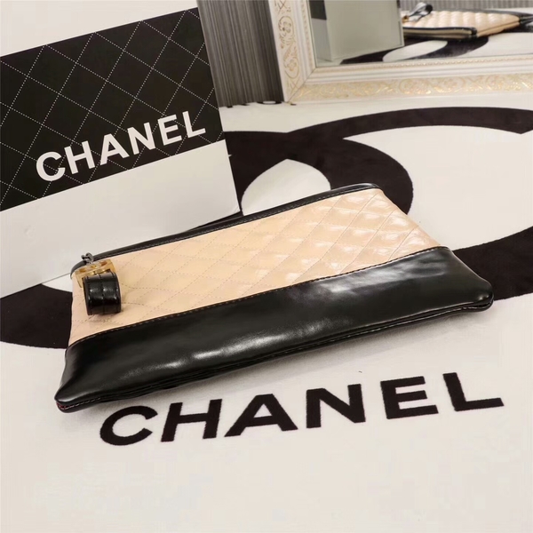 Chanel 2017 Calfskin Leather Clutch 8127 Camel