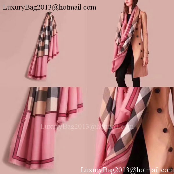 Burberry Cashmere Scarf BUR919668