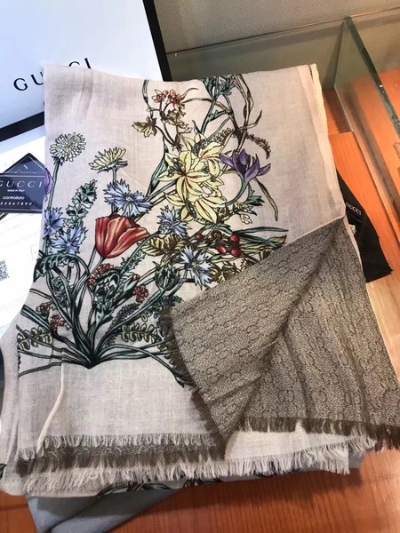 Gucci Scarf GG2737C