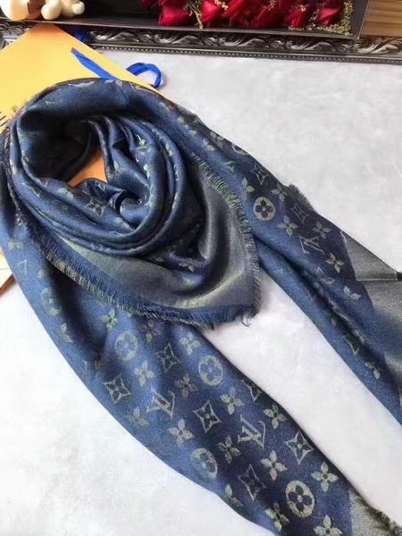 Louis Vuitton Scarf LVS92110B