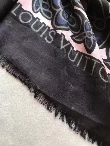 Louis Vuitton Scarf LVS92116A