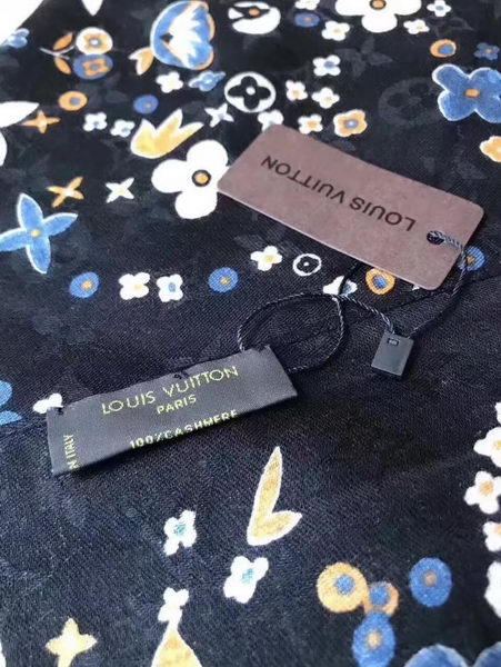 Louis Vuitton Scarf LVS9211B