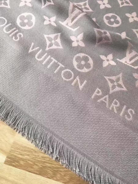 Louis Vuitton Scarf LVS9213A