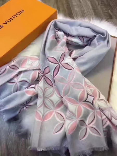 Louis Vuitton Scarf LVS9215B