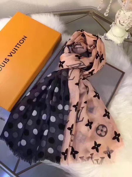 Louis Vuitton Scarf LVS9218B