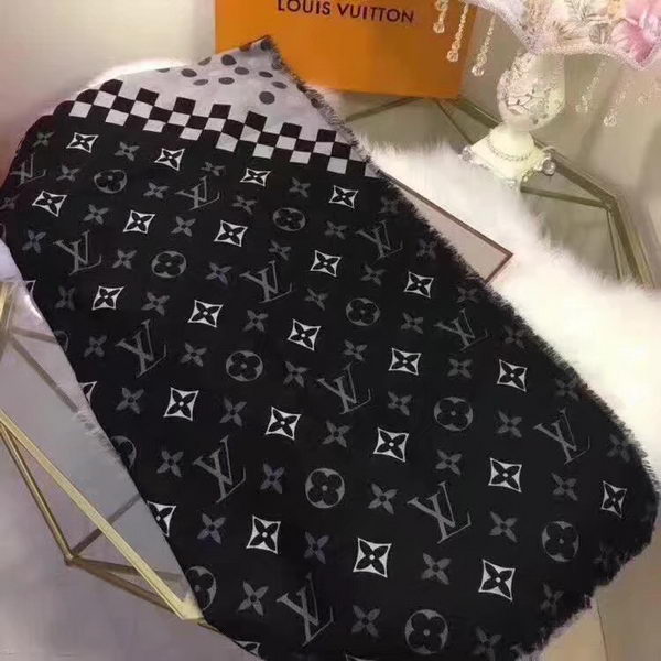 Louis Vuitton Scarf LVS9218C