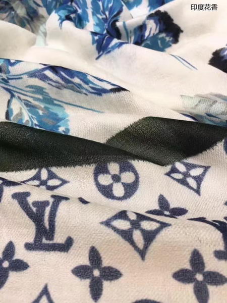 Louis Vuitton Scarf LVS9219M