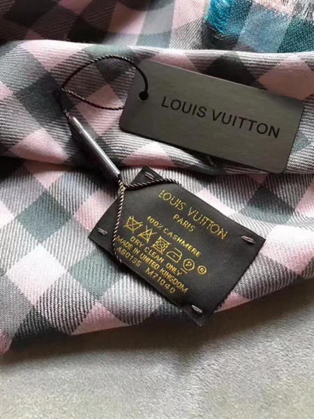 Louis Vuitton Scarf LVS9221A