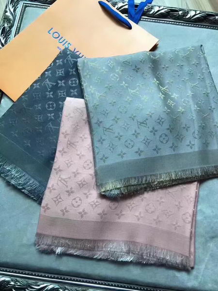 Louis Vuitton Scarf LVS9224A