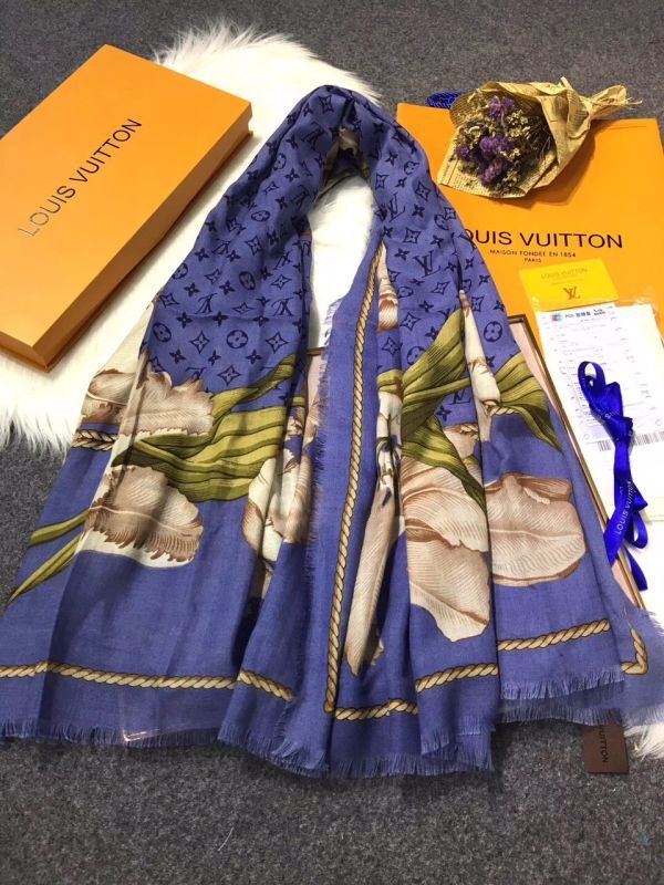 Louis Vuitton Scarf LVS9219N