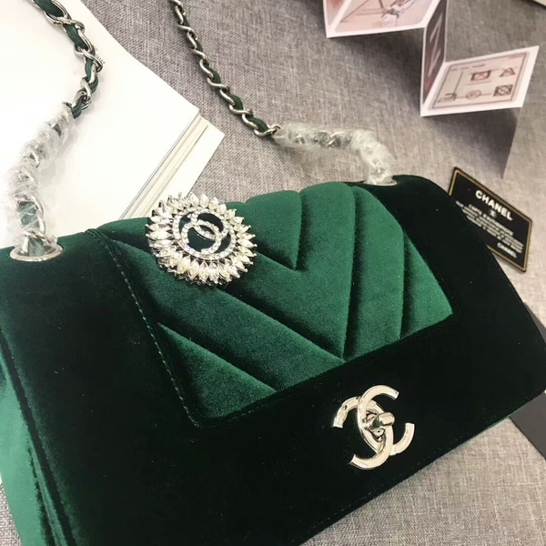 Chanel LeBoy 2017 Velvet Leather 67085 Green