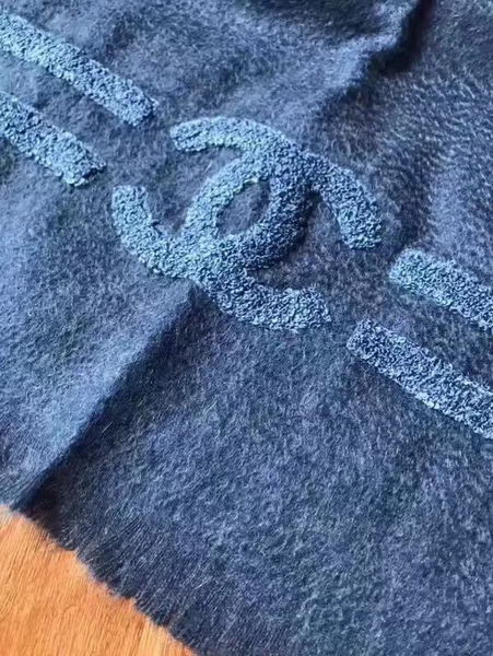 Chanel Cashmere Scarf CH1105B