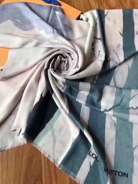 Louis Vuitton Cashmere Scarf LV1102A