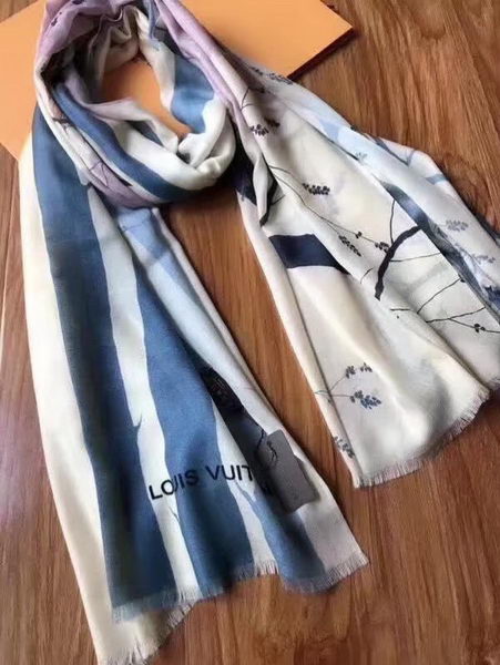 Louis Vuitton Cashmere Scarf LV1102B