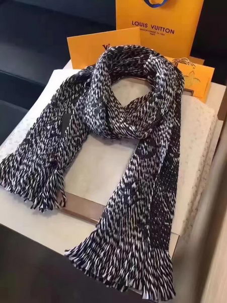 Louis Vuitton Cashmere Scarf LV1106B