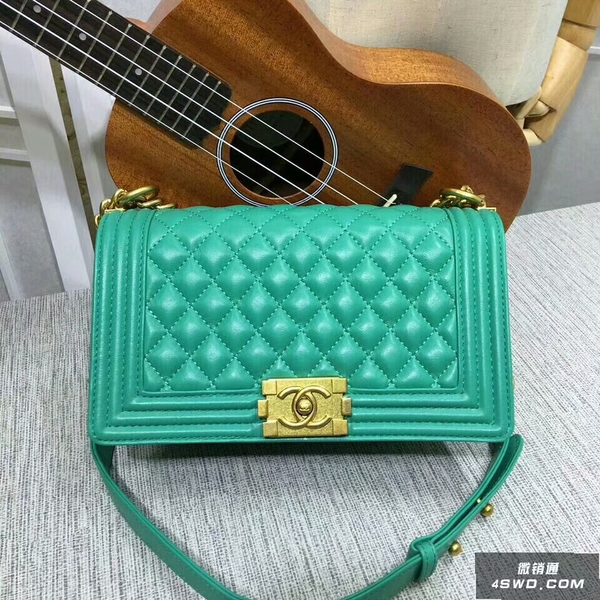 Boy Chanel Flap Shoulder Bag Sheepskin Leather 67086A Green