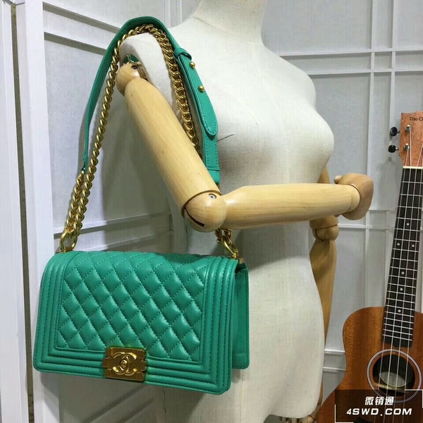 Boy Chanel Flap Shoulder Bag Sheepskin Leather 67086A Green